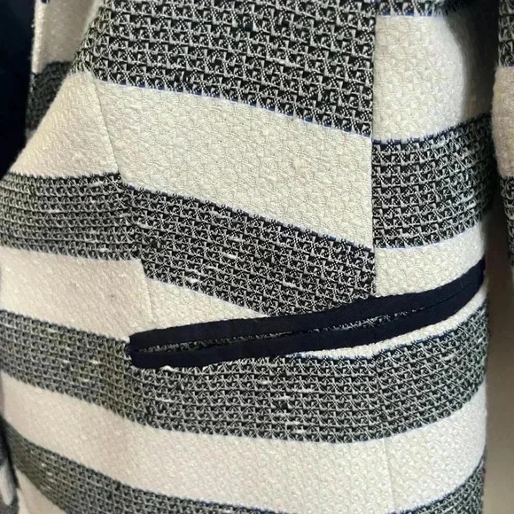 The Limited Textured Cream & Navy Blazer - Picture 6 of 8